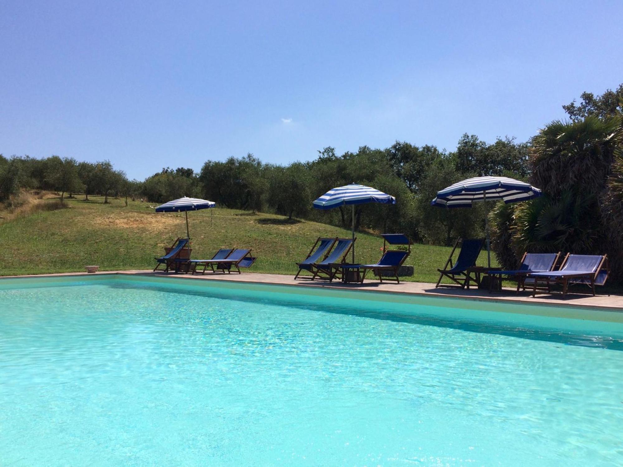 Agriturismo La Palazzina Palaia Ruang foto