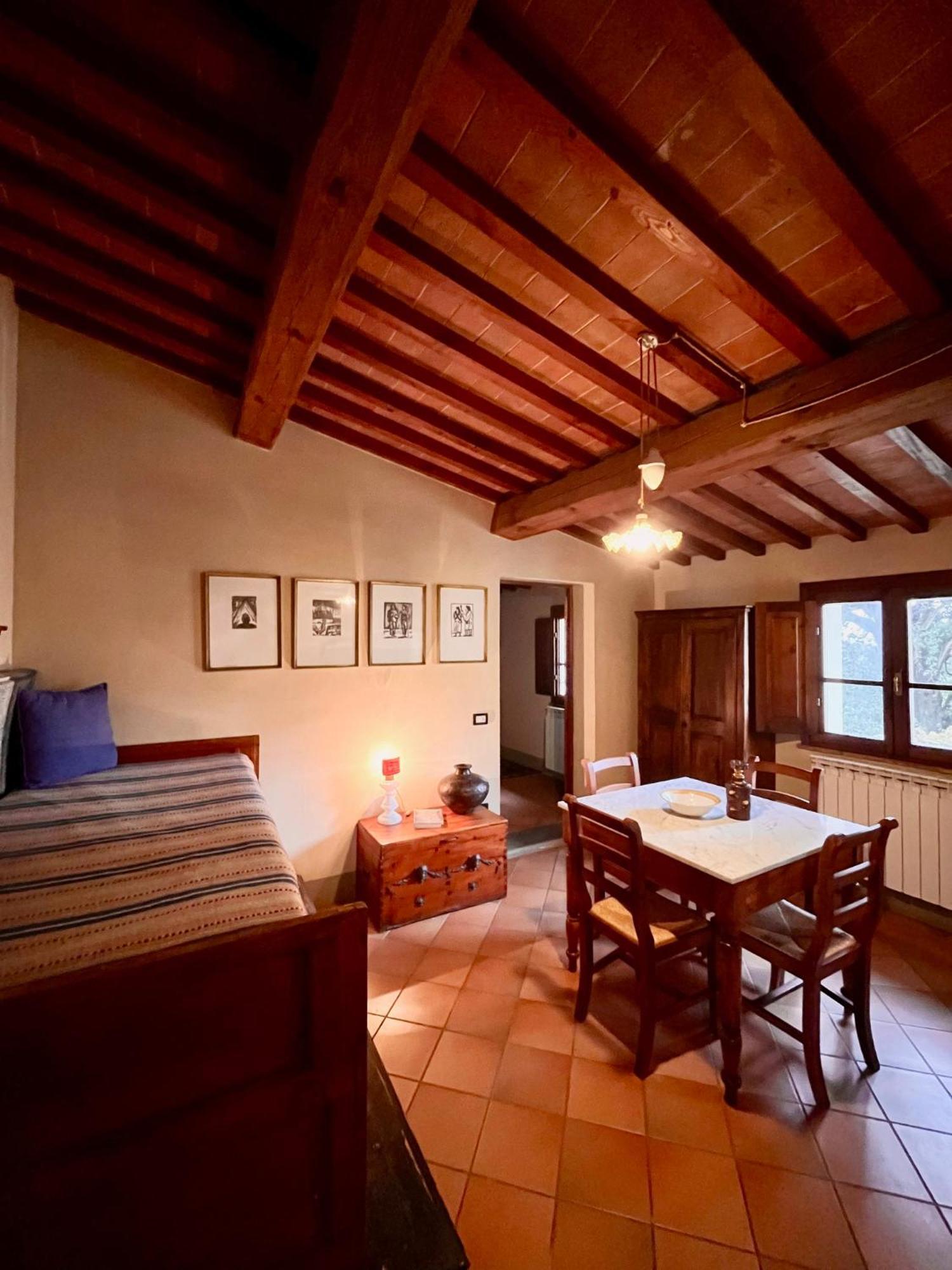 Agriturismo La Palazzina Palaia Ruang foto