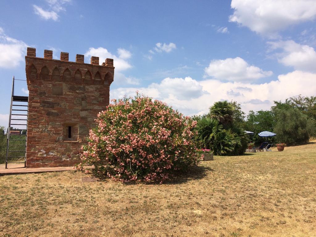 Agriturismo La Palazzina Palaia Bagian luar foto